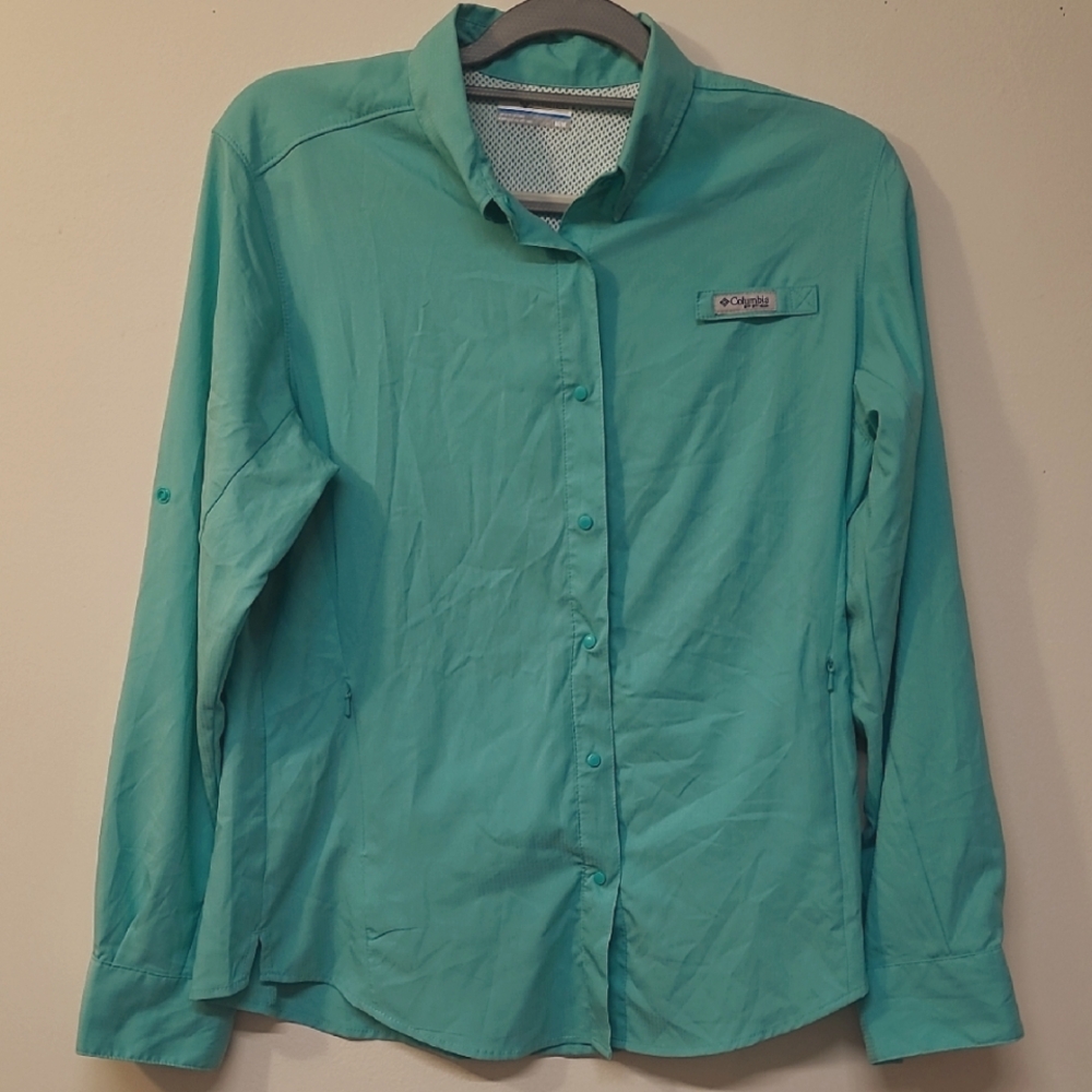 Columbia Aqua Long Sleeve Shirt used good condition for women zise m.